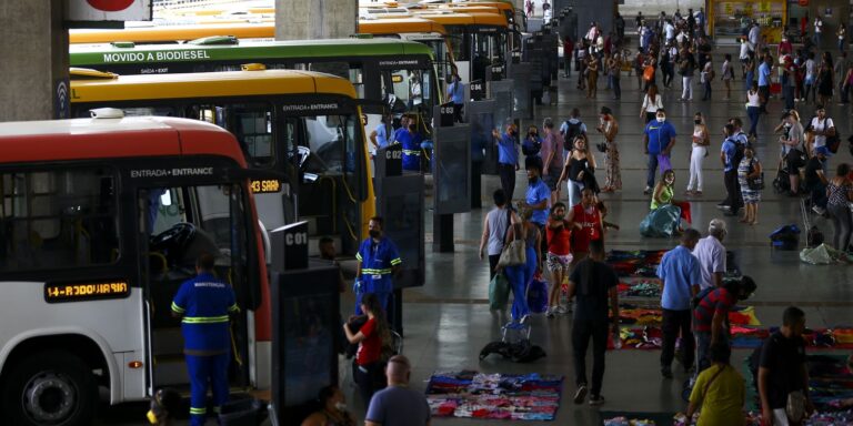 Tarifa zero no transporte poderia ser novo Bolsa Família, diz estudo tarifa-zero-no-transporte-poderia-ser-novo-bolsa-familia,-diz-estudo