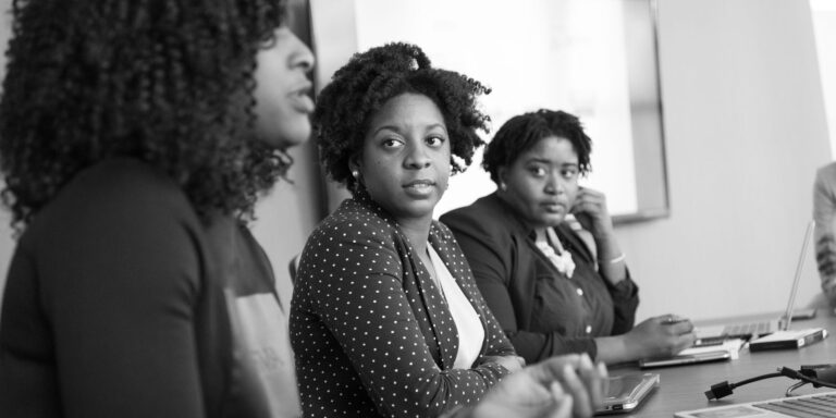Desemprego entre mulheres negras jovens chega a 24,7%, aponta estudo desemprego-entre-mulheres-negras-jovens-chega-a-24,7%,-aponta-estudo